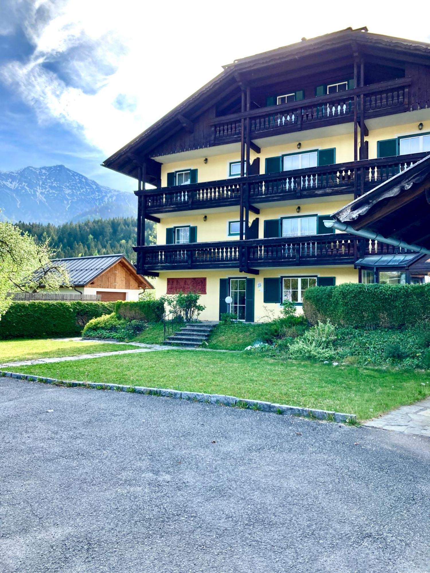 Whats-App Self-Check-In - Villa Maria Theresia Bad Goisern am Hallstättersee Exterior foto