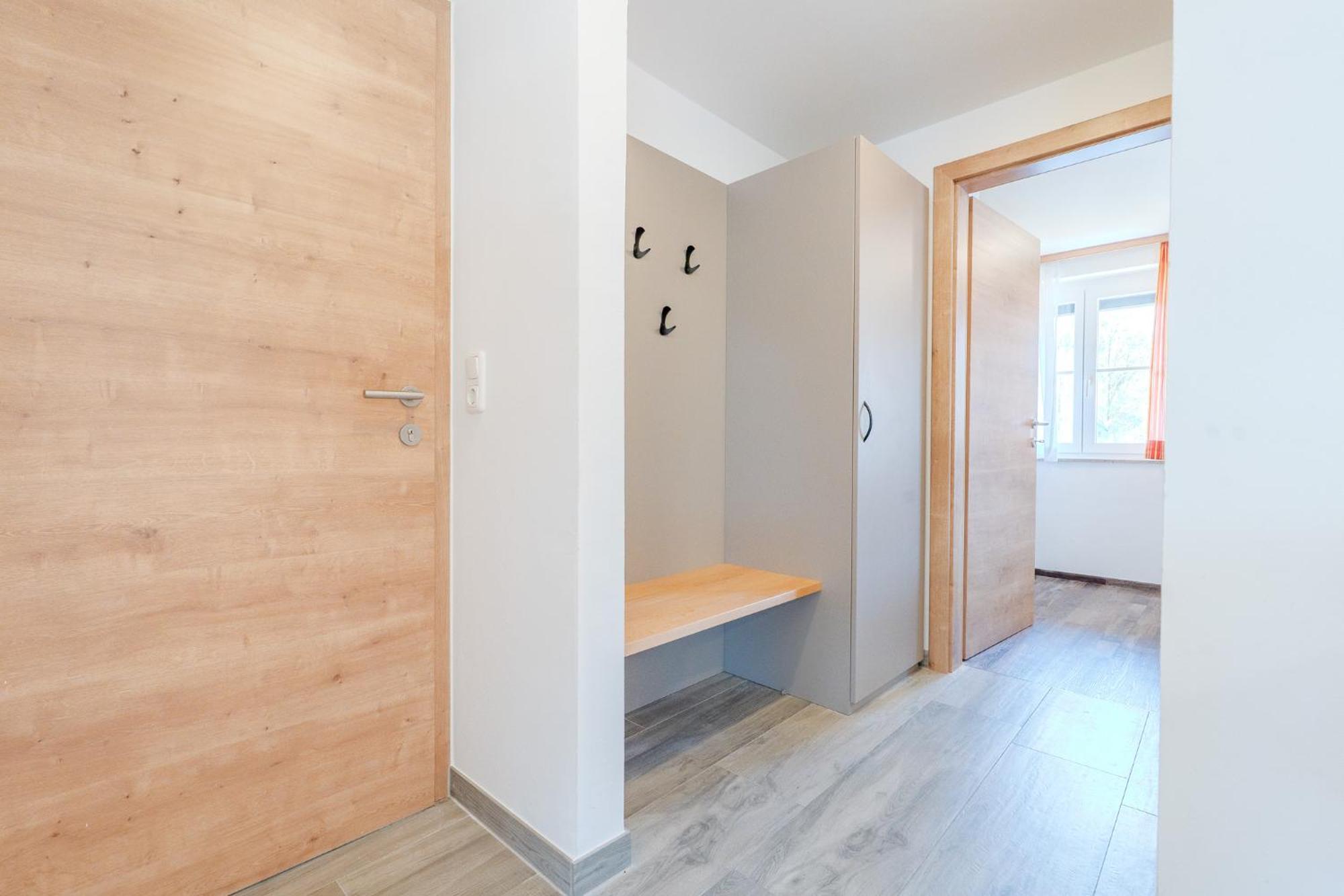Whats-App Self-Check-In - Villa Maria Theresia Bad Goisern am Hallstättersee Zimmer foto