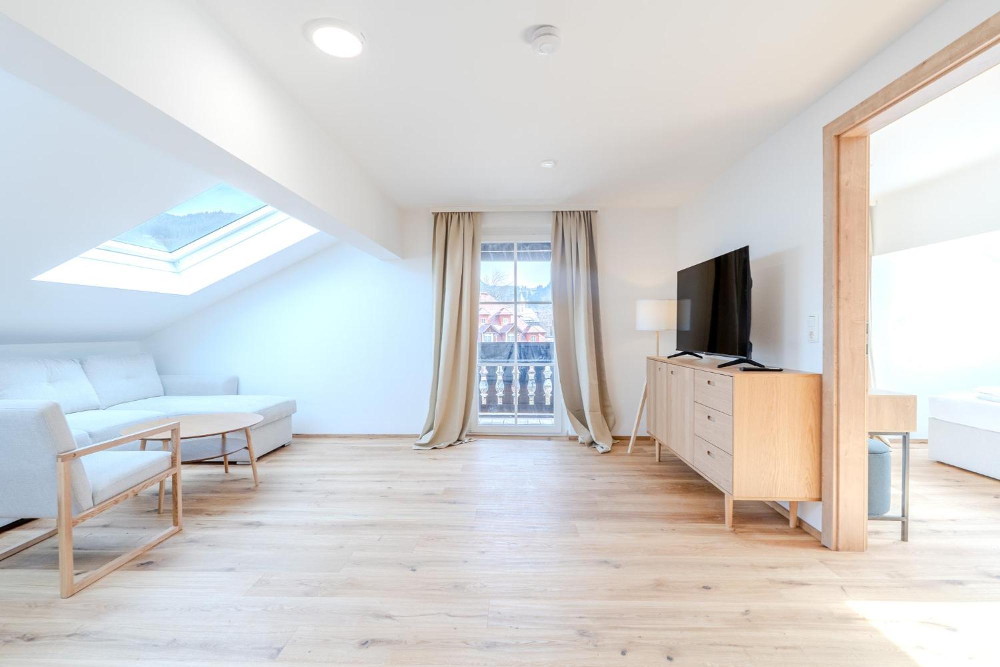Whats-App Self-Check-In - Villa Maria Theresia Bad Goisern am Hallstättersee Zimmer foto