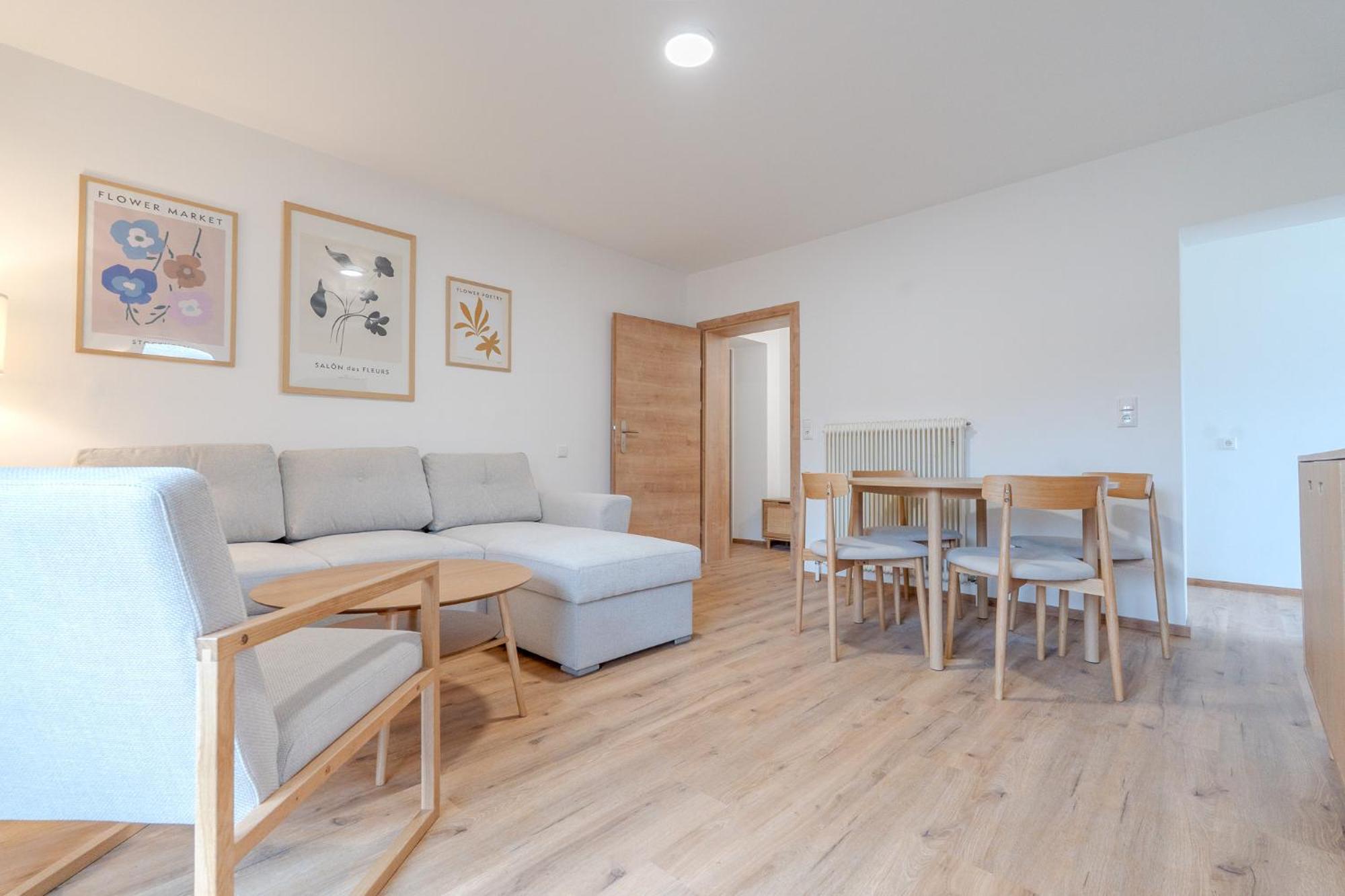 Whats-App Self-Check-In - Villa Maria Theresia Bad Goisern am Hallstättersee Zimmer foto