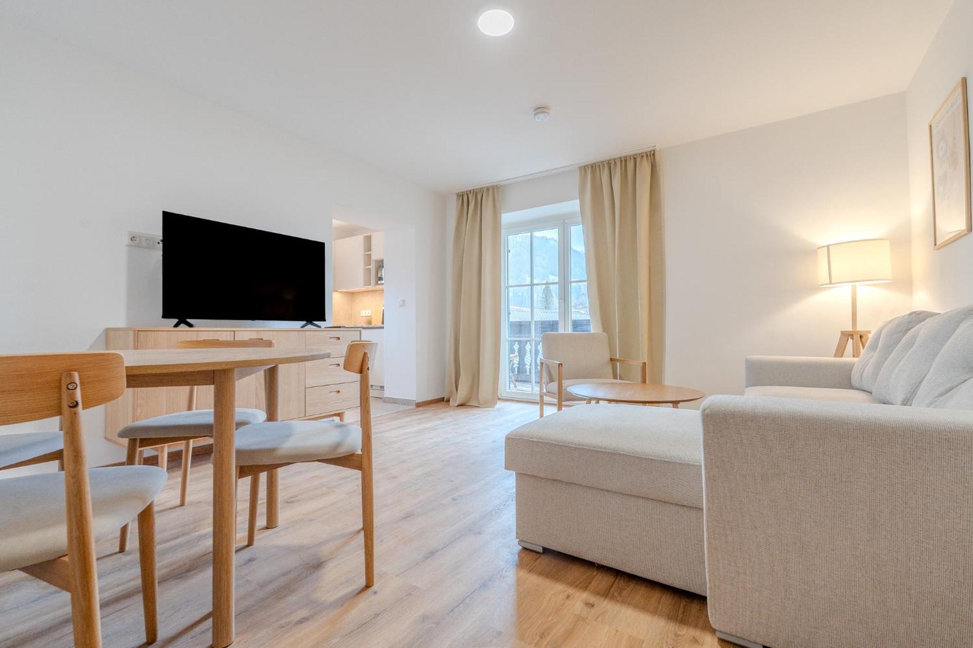 Whats-App Self-Check-In - Villa Maria Theresia Bad Goisern am Hallstättersee Zimmer foto