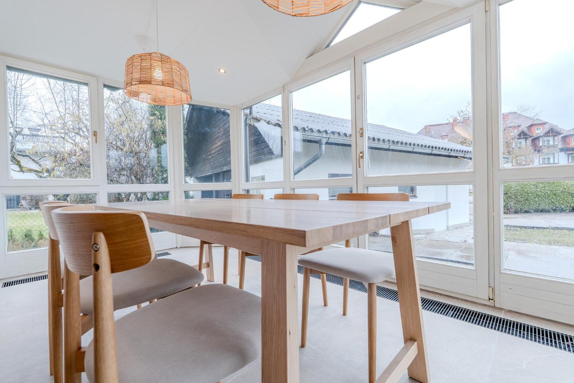 Whats-App Self-Check-In - Villa Maria Theresia Bad Goisern am Hallstättersee Zimmer foto